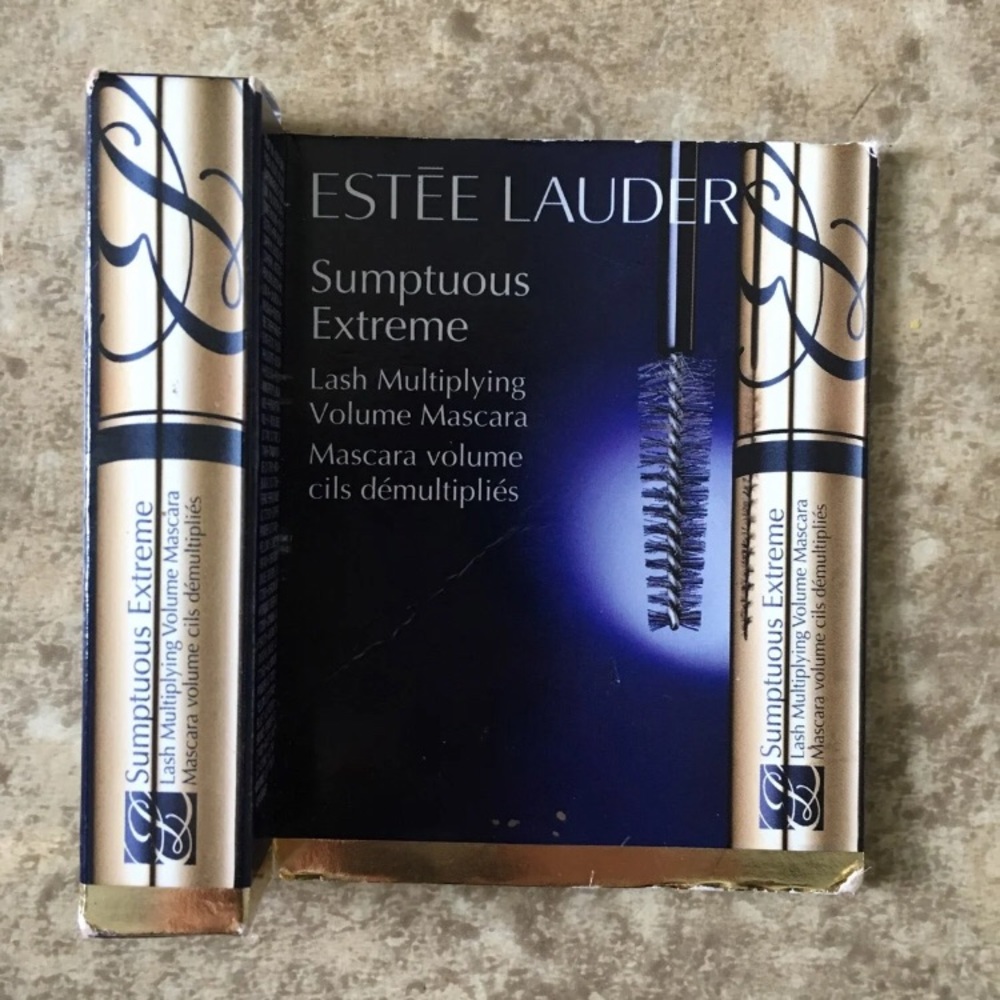 SOLD: Estée Lauder Sumptuous Extreme Mascara